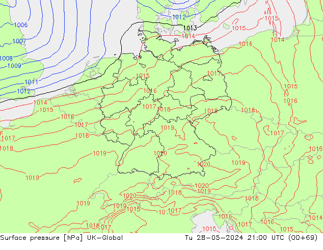 Surface pressure UK-Global Tu 28.05.2024 21 UTC