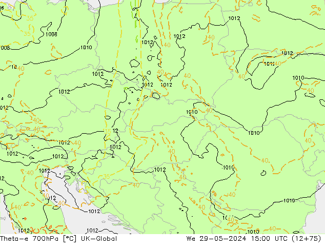 Theta-e 700hPa UK-Global mié 29.05.2024 15 UTC