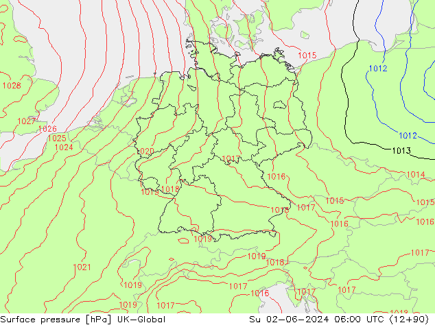 Pressione al suolo UK-Global dom 02.06.2024 06 UTC