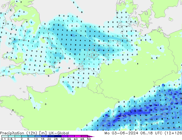 Precipitation (12h) UK-Global Mo 03.06.2024 18 UTC