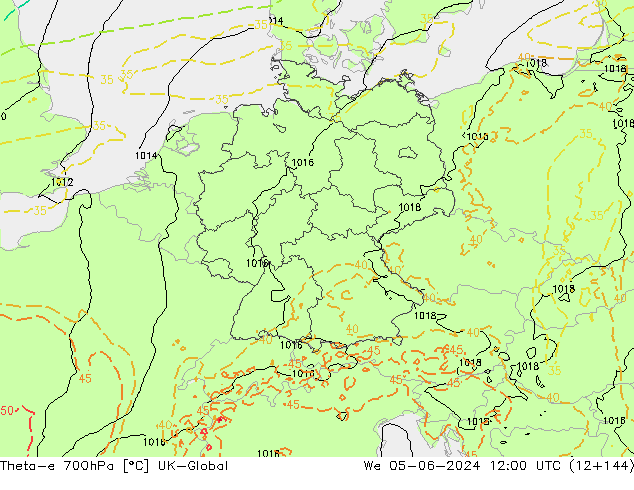 Theta-e 700hPa UK-Global Çar 05.06.2024 12 UTC