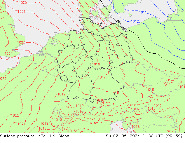 Presión superficial UK-Global dom 02.06.2024 21 UTC