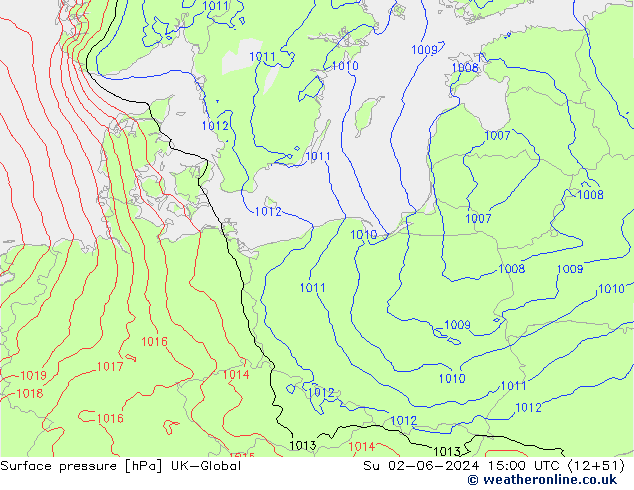 Pressione al suolo UK-Global dom 02.06.2024 15 UTC