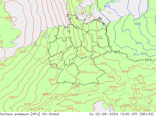 Pressione al suolo UK-Global dom 02.06.2024 12 UTC