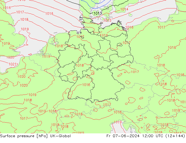 Pressione al suolo UK-Global ven 07.06.2024 12 UTC