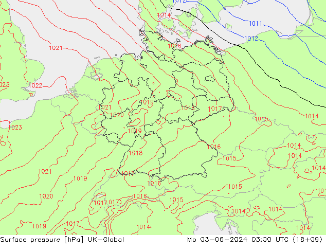Surface pressure UK-Global Mo 03.06.2024 03 UTC