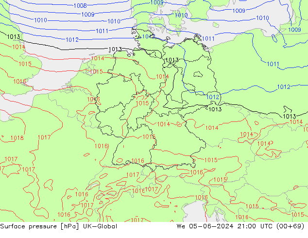 Atmosférický tlak UK-Global St 05.06.2024 21 UTC