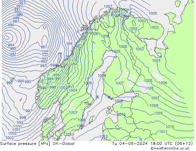 Surface pressure UK-Global Tu 04.06.2024 18 UTC