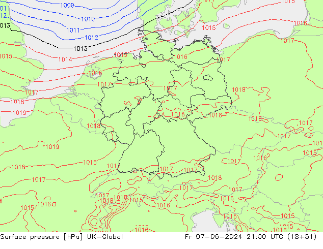 Pressione al suolo UK-Global ven 07.06.2024 21 UTC