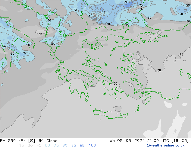 RH 850 hPa UK-Global mer 05.06.2024 21 UTC
