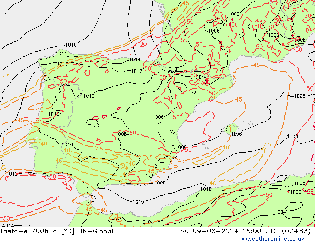 Theta-e 700hPa UK-Global Dom 09.06.2024 15 UTC