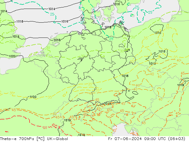 Theta-e 700hPa UK-Global vr 07.06.2024 09 UTC