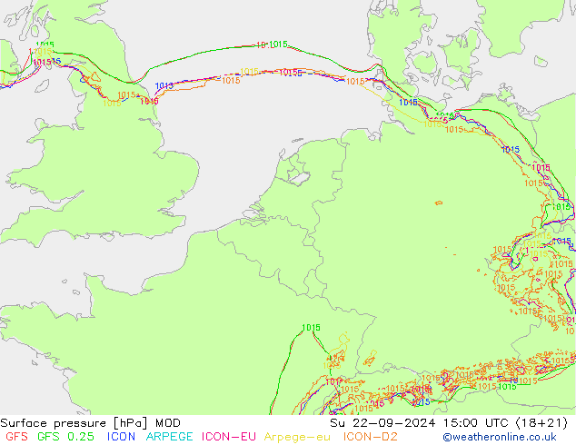 地面气压 MOD 星期日 22.09.2024 15 UTC